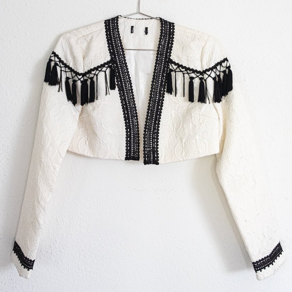 AMAZING vintage cropped blazer with tassels
